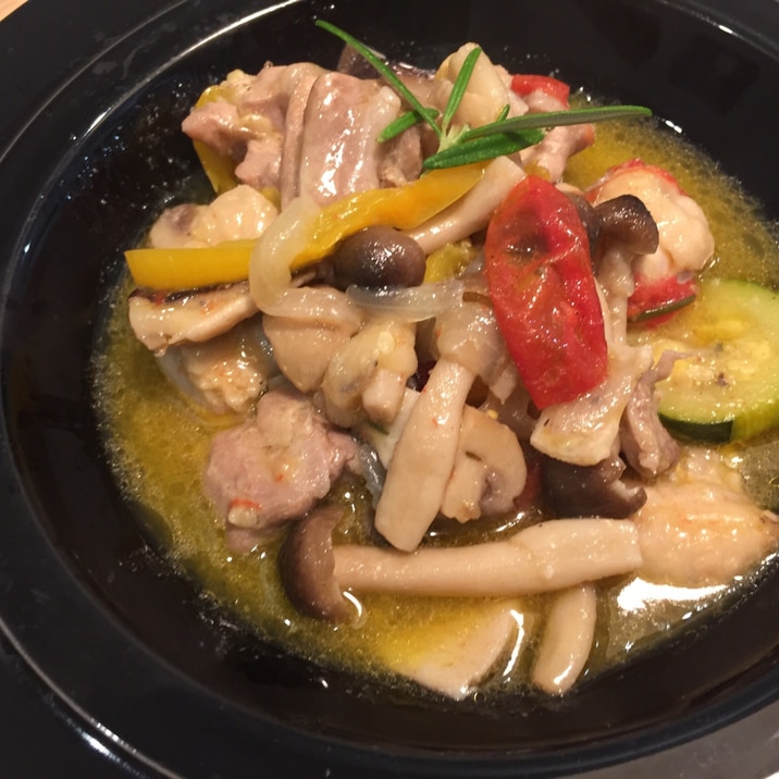 鳥もも肉と夏野菜のオリーブオイル煮 レシピ 作り方 By ひろぱんだ 楽天レシピ 鳥もも肉と夏野菜のオリーブオイル煮 レシピ 作り方 By ひろぱんだ 楽天レシピ
